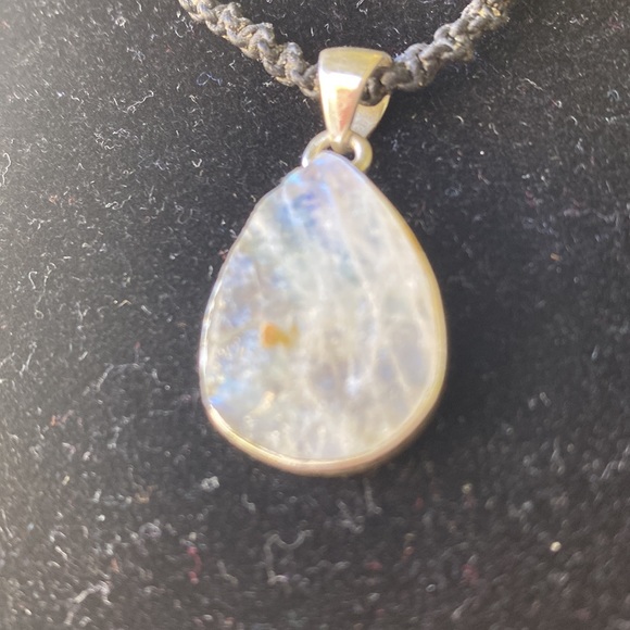 RAINBOW MOONSTONE! PENDANT ONLY Sterling Silver 925 stone is unpolished - Picture 7 of 16